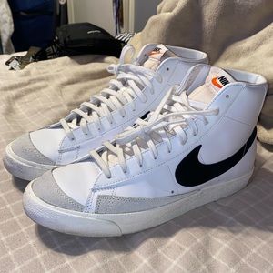 Mens Size 13 White/Black Blazer Mid ‘77